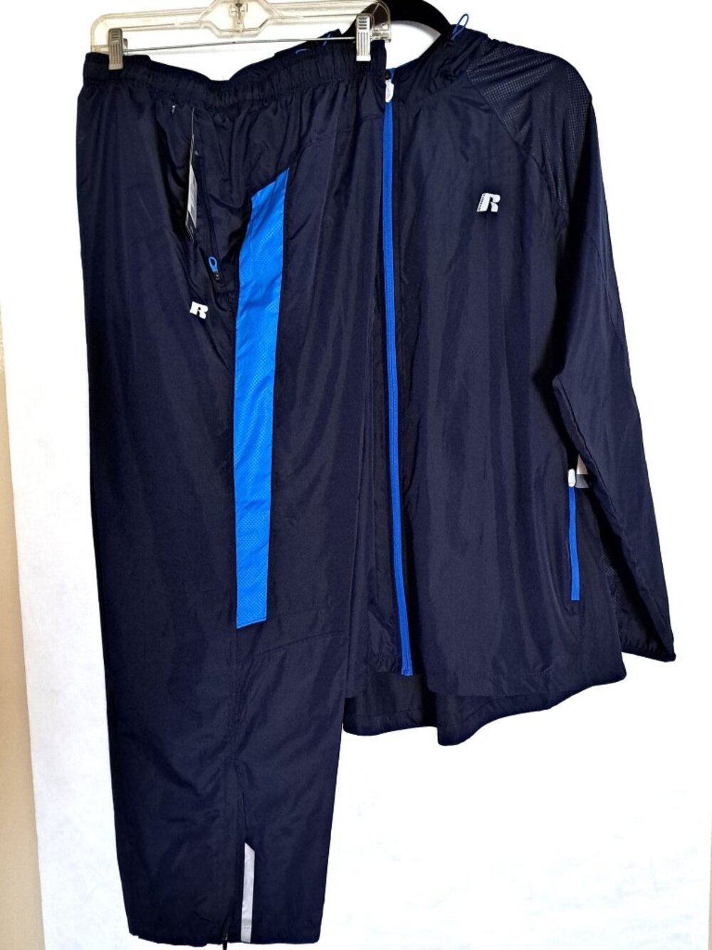 Russell Athletic Men's Hooded Windbreaker Tracksuit Navy size 2XL, Pants are XL